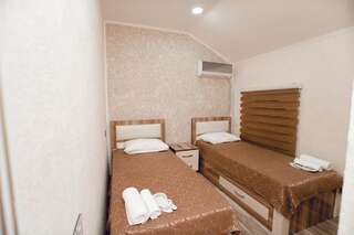 Отель N Butik Hotel Гянджа Стандартный двухместный номер с 1 кроватью-1